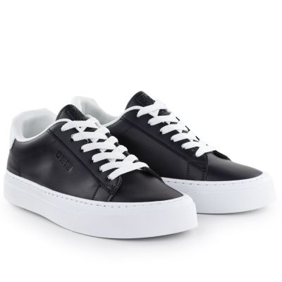 2. Schwarze Low-Top-Sneaker aus Öko-Leder auf der Plattform Big Star TT274927