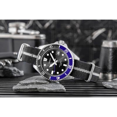 13. Herrenuhr CASIO MDV-10C-1A2VEF + Box