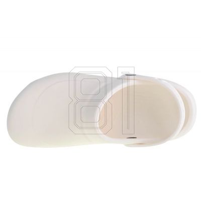 7. Crocs Bistro U 10075-100 slippers