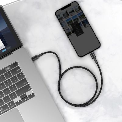 9. Baseus CATLGD-A01 Lightning – USB-C PD 20 W 480 Mbit/s 2 m Kabel – Schwarz