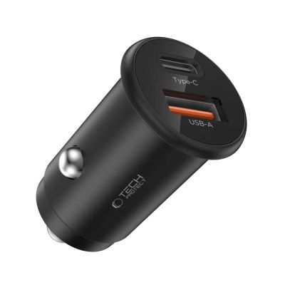 2. Tech-Protect CC02 35W Kfz-Ladegerät mit 2 USB-C- und USB-A-Anschlüssen – Schwarz