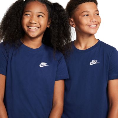 5. Nike Sportswear Kinder-T-Shirt in Marineblau FZ5177 410