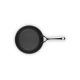 4. Le Creuset Temperierte, flache Antihaft-Bratpfanne 4,5 x 28 cm