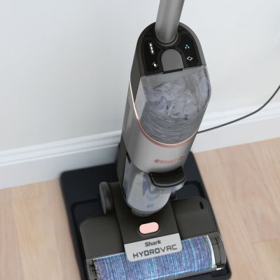 8. SHARK Akku-Staubsauger WD210EU