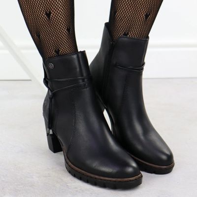 10. Schwarze Leder-Stiefeletten mit Blockabsatz Rieker Y2567-00