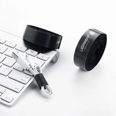 4. Ugreen Velcro Velcro Kabelorganizer 5m schwarz (40356)