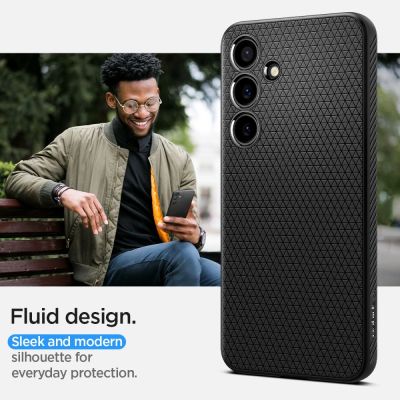 12. Spigen Liquid Air Hülle für Samsung Galaxy S24 – mattschwarz