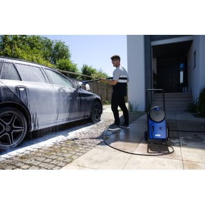 13. NILFISK CORE 140-8 In Hand Powercontrol Washer - PAD