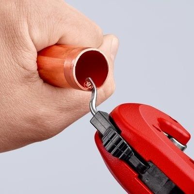 17. Knipex 90 31 02 SB Handrohrschneider