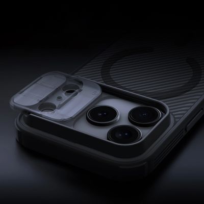 8. Nillkin CamShield Pro MagSafe-kompatible Hülle für iPhone 17 Pro – Transparent Schwarz