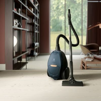 14. ELECTROLUX Pure D8 PD82-8DB Staubsauger