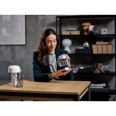 11. LEGO Star Wars™ 75328 Der Helm des Mandalorianers