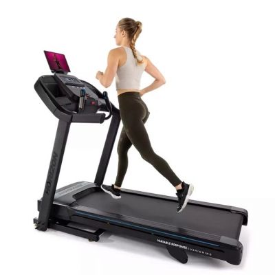 5. HORIZON FITNESS 7.0 AT-24 Elektrisches Laufband