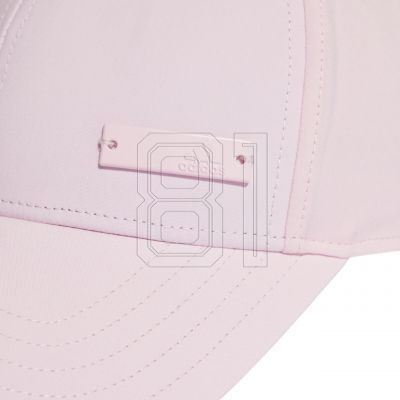 3. adidas Leichte Baseballkappe mit Metallabzeichen IR7892