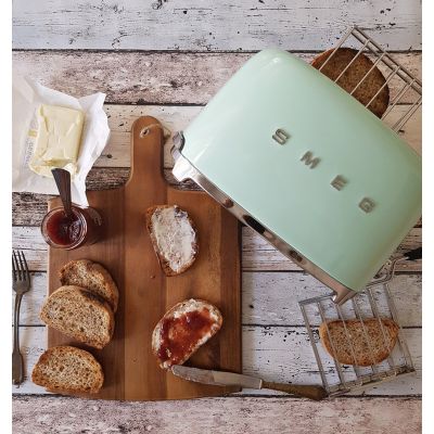 17. SMEG TSF01PGEU Toaster Pastellgrün