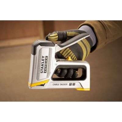 10. FATMAX Kabelhefter