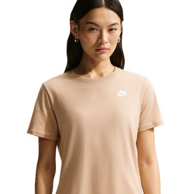 Nike Sportswear Club Essentials Damen-T-Shirt DX7902-286