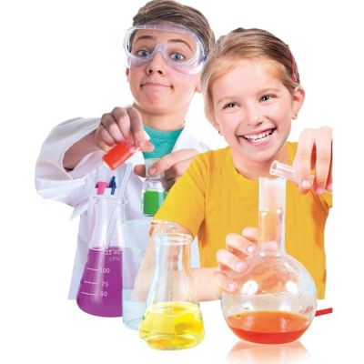 3. Clementoni Set – Superchemie