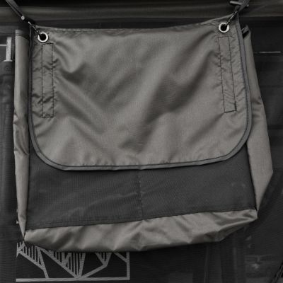48. OFFLANDER TRIANGLE SLIM WOLF DACHZELT
