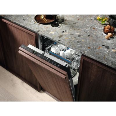 7. Einbaugeschirrspüler 45 cm ELECTROLUX EEG62300L | Energieeffizienzklasse D | 10 Sets | TimeBeam | GlassCare | SatelliteClean
