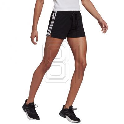 2. Damen adidas Essentials Slim Shorts W GM5523