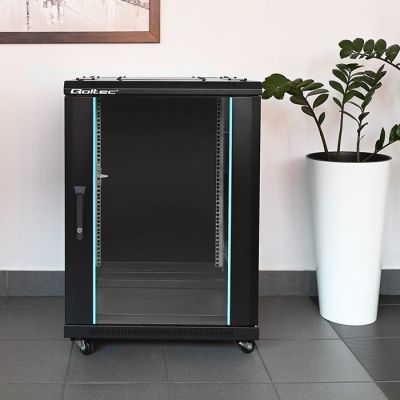 5. QOLTEC Rack-Schrank 19" | 15 HE | 600 x 855 x 600 mm | Sicherheitstür