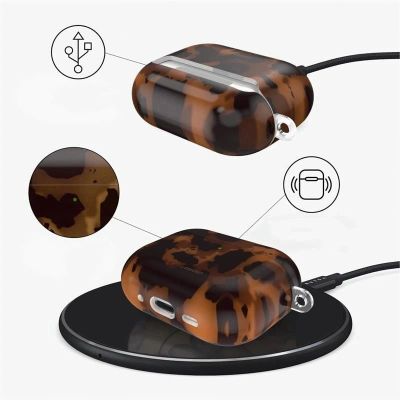 4. Tech-Protect Lamano Hülle für AirPods 4 – braun und schwarz