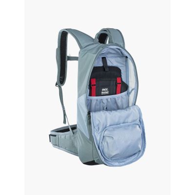 5. EVOC FR Lite Race 10 Rucksack – Kopenhagenblau