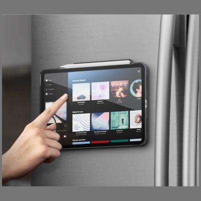 8. Uniq Rovus Snapmount Magnetic 360 Rotating Detachable Case für iPad Pro 13" 2024 (7. Generation) - Schwarz