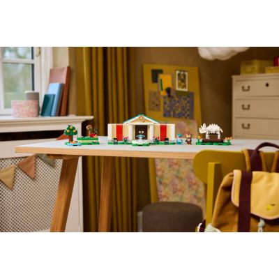 9. LEGO ANIMAL CROSSING 77056 Blathers und die Museumssammlung