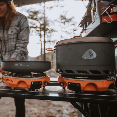 9. Jetboil Genesis Basecamp Kochsystem - Carbon