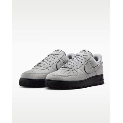 4. NIKE AIR FORCE 1 '07 LV8 (HQ1966-001) Herrenschuhe
