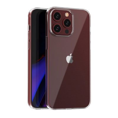 3. iPhone 15 Pro Max-Hülle aus der Ultra Clear-Serie in transparenter Farbe