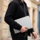 5. AmazingThing Titan Hartschalen-Schutzhülle für MacBook Neo 13" - Transparent