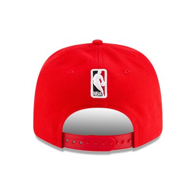 6. New Era 9SEVENTY Chicago Bulls NBA Team Red Stretch Snapback Cap - 60755451