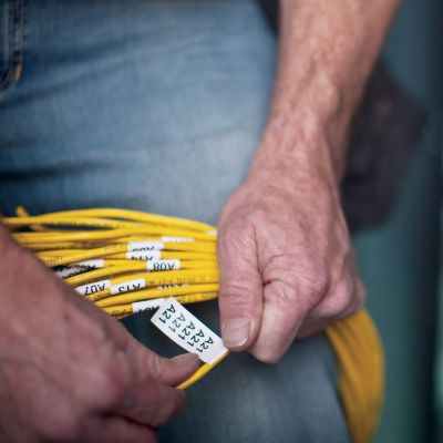 8. DYMO RHINO 4200 Universal-Etikettiergerät mit QWERTZ-Tastatur