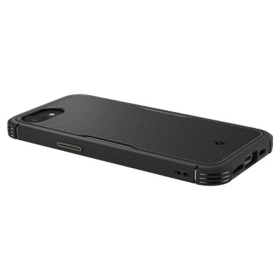 7. Spigen Core Armor MagSafe Hülle für iPhone 16e / 17e – Schwarz
