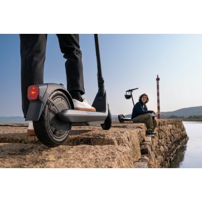 6. Segway-Ninebot KickScooter E2 PRO D Elektroroller