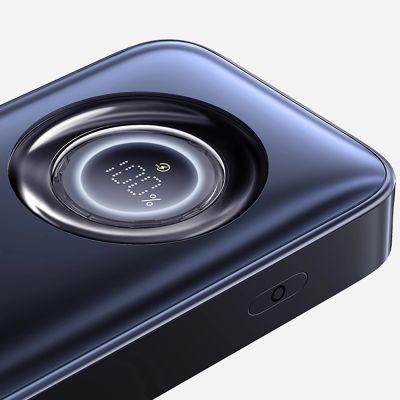 13. Baseus EnerCore CR11 20000mAh 100W Powerbank mit einziehbarem USB-C-Kabel – Schwarz