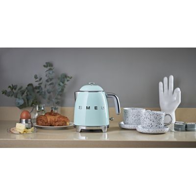 42. SMEG Wasserkocher Modell KLF05PGEU Mini 0,8 l Pastellgrün