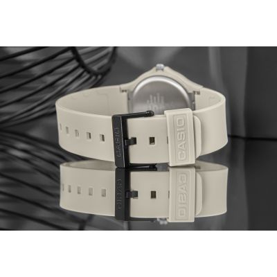 6. CASIO MQ-24UC-8BDF Uhr + Box