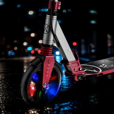 4. HM122T LED-Scooter mit Scheibenbremse Nils Extreme