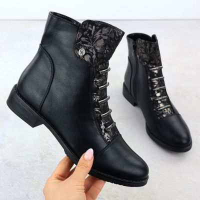 2. Damen-Stiefeletten mit Blumenmuster, schwarz, Jezzi ASA62-16
