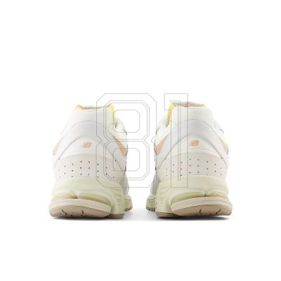 10. New Balance U M2002RVF Schuhe