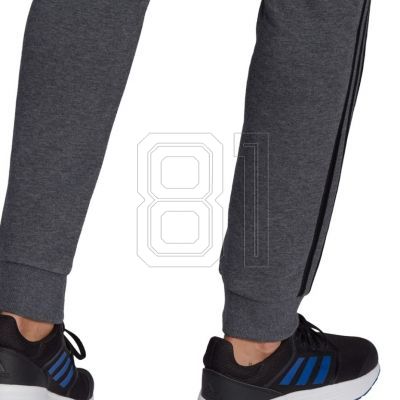 7. adidas Essentials Tapered Cuff 3 Stripes M GK8826 Hose