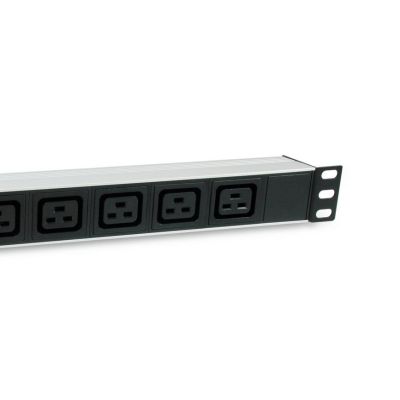 5. Equip 333319 PDU Stromverteilungseinheit 6 x Netzwerkdosen 1U Schwarz
