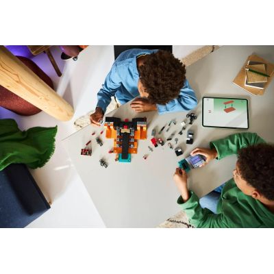 11. LEGO Minecraft 21590 Wither-Kampf