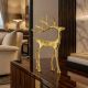 5. Dekoratives Metall-Rentier 21x40cm Gold
