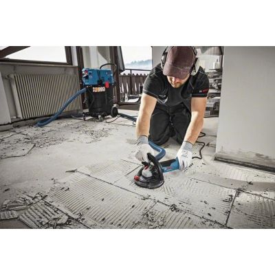 4. Bosch GBR 15 CAG 9300 U/min Schwarz, Blau 1500 W
