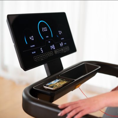 6. BE5838 HMS Elektrisches Laufband